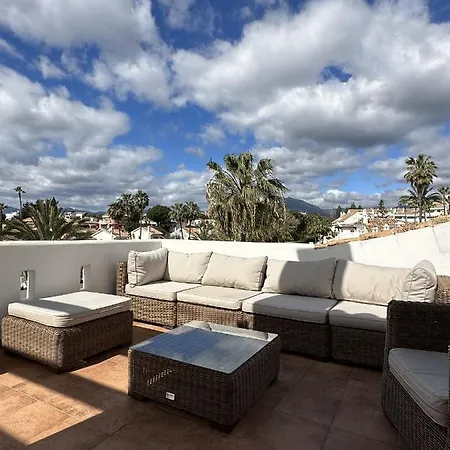 Aldea Blanca Elegant Penthouse In Puerto Banus Apartment