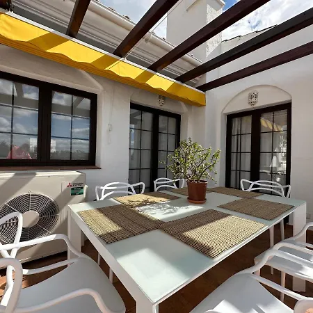 Aldea Blanca Elegant Penthouse In Puerto Banus Marbella